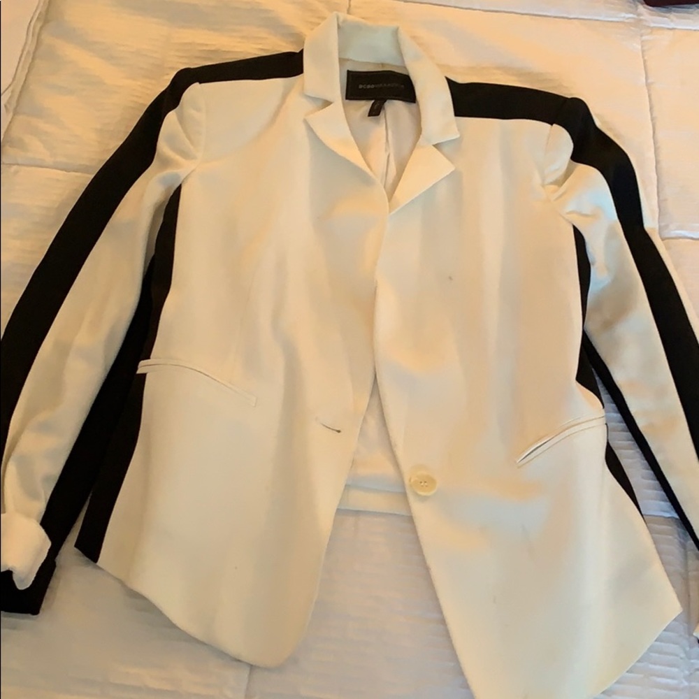 BCBG black/white blazer